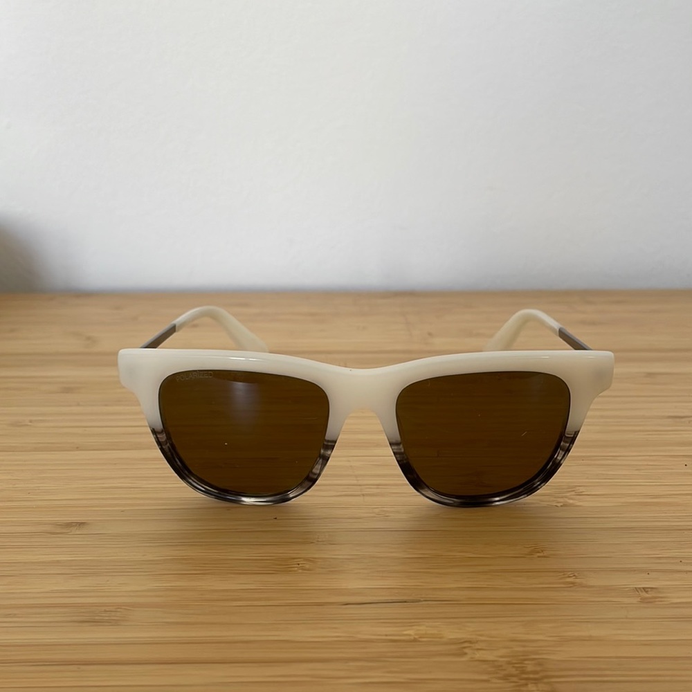 Elizabeth and James sunglasses